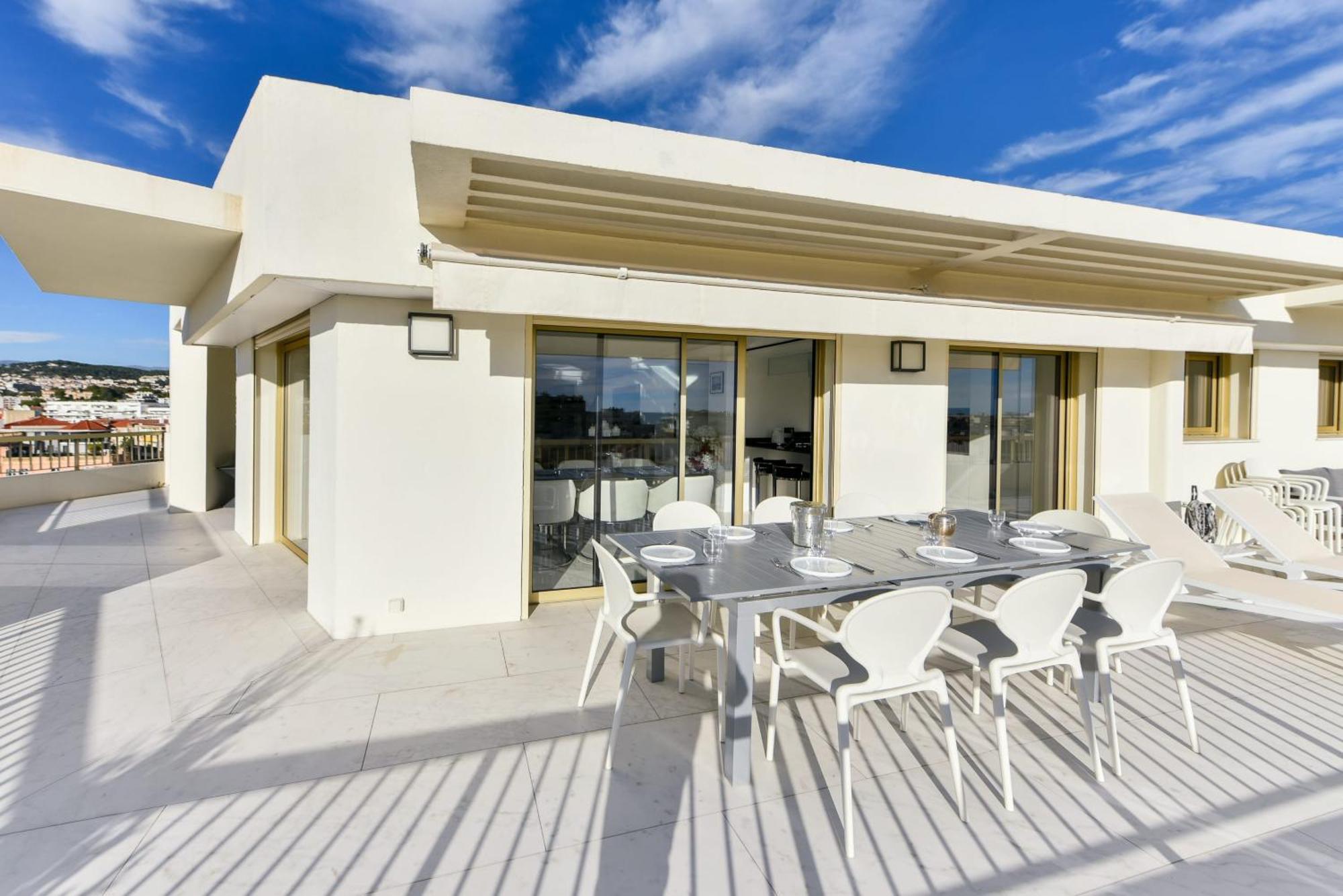 Appartement L'horizon Avec Somptueuse Terrasse Vue Cannes
